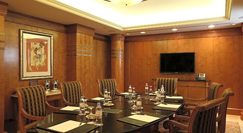 InterContinental Phoenicia Beirut By IHG