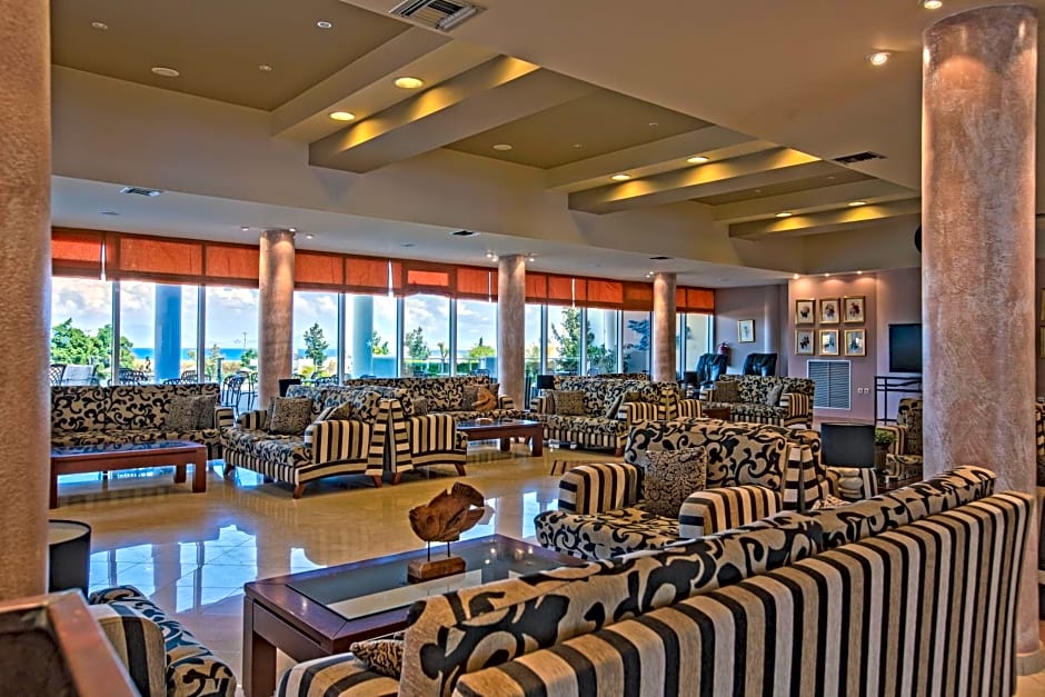 Sovereign Beach Hotel