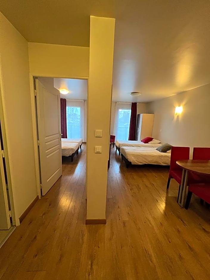 Villa Val Senart 1ere Avenue