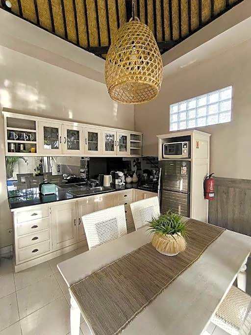 Cute 2BR villa in the heart of Seminyak