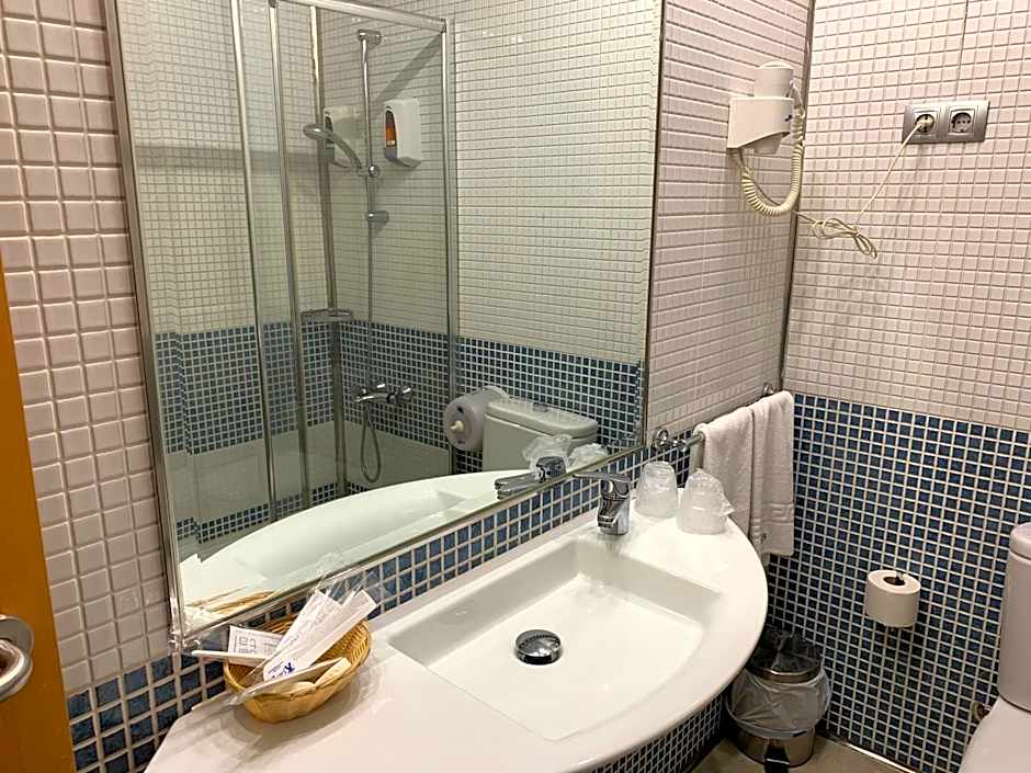 Hotel Castillo El Burgo