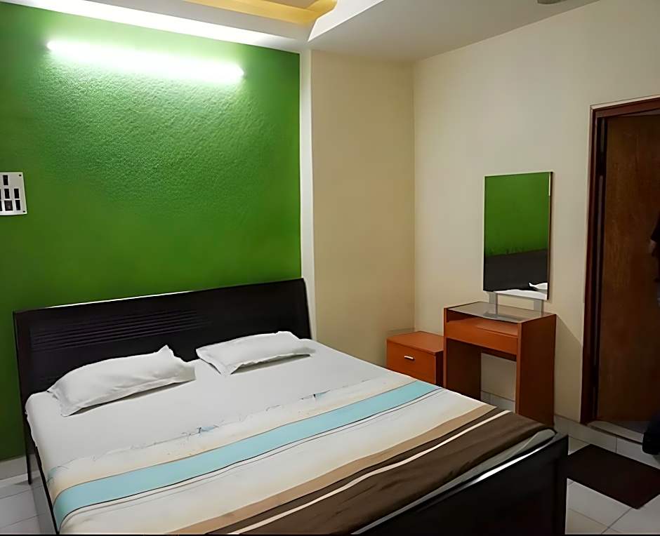 Golden Apple Boutique Hotel