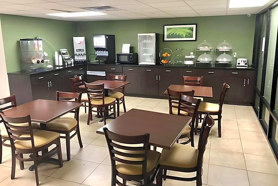 Days Inn by Wyndham Brooklyn Borough Park