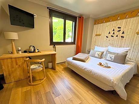 Triple Room with Mountain View