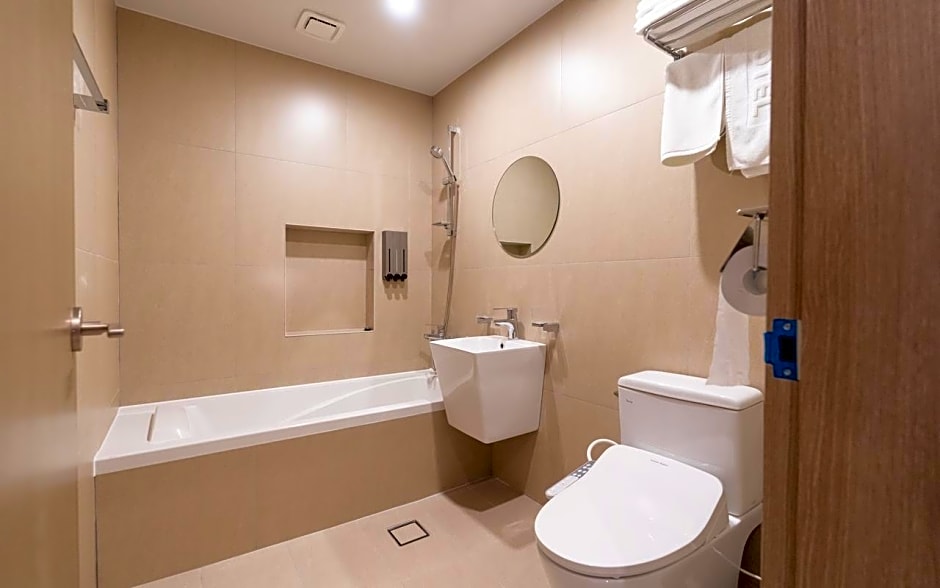 Jeonju Junghwasan-dong MH HOTEL