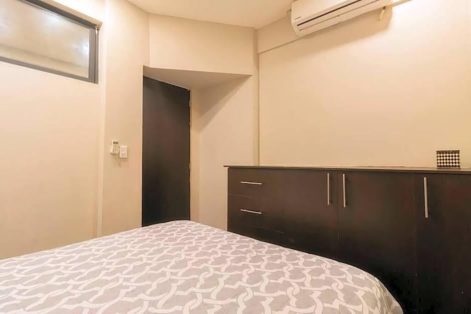 306 Zocalo Cathedral 2Bdrm 2bath apt AC Rooftop