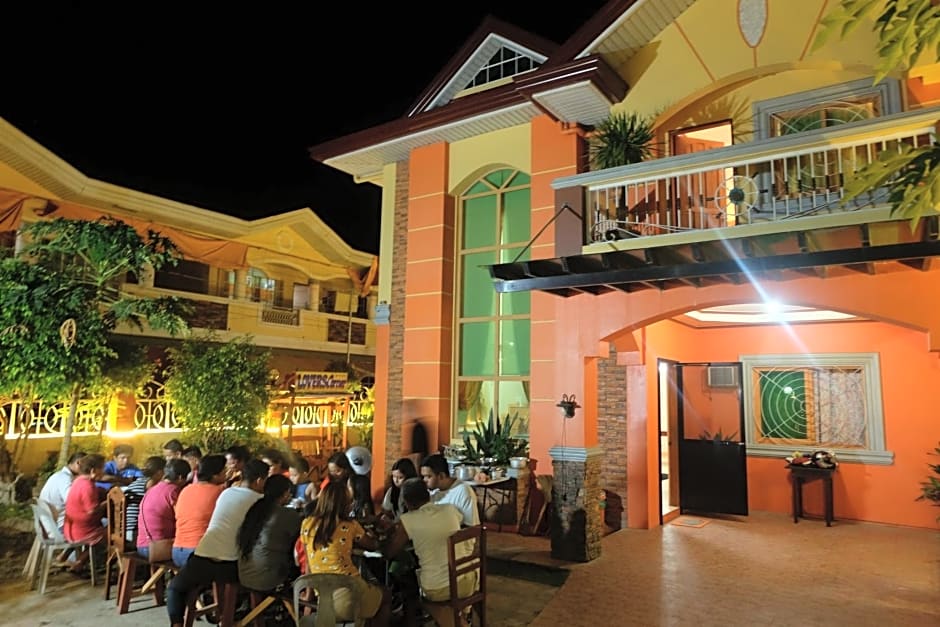 The Orange House - Vigan Villa