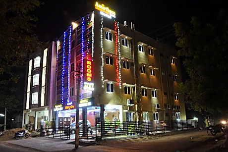 Hotel Amirtham Inn