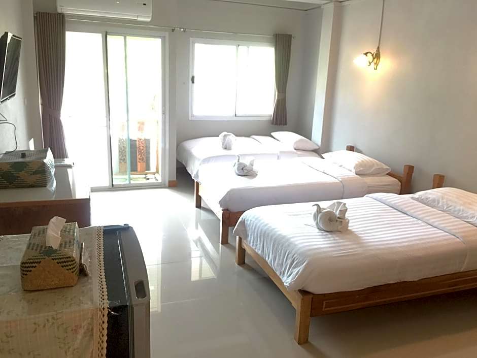 Baan Bangrak Residence
