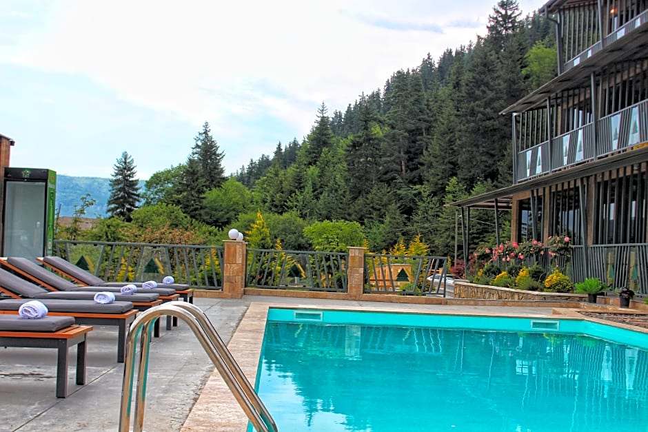 Solo Grand Boshuri Hotel