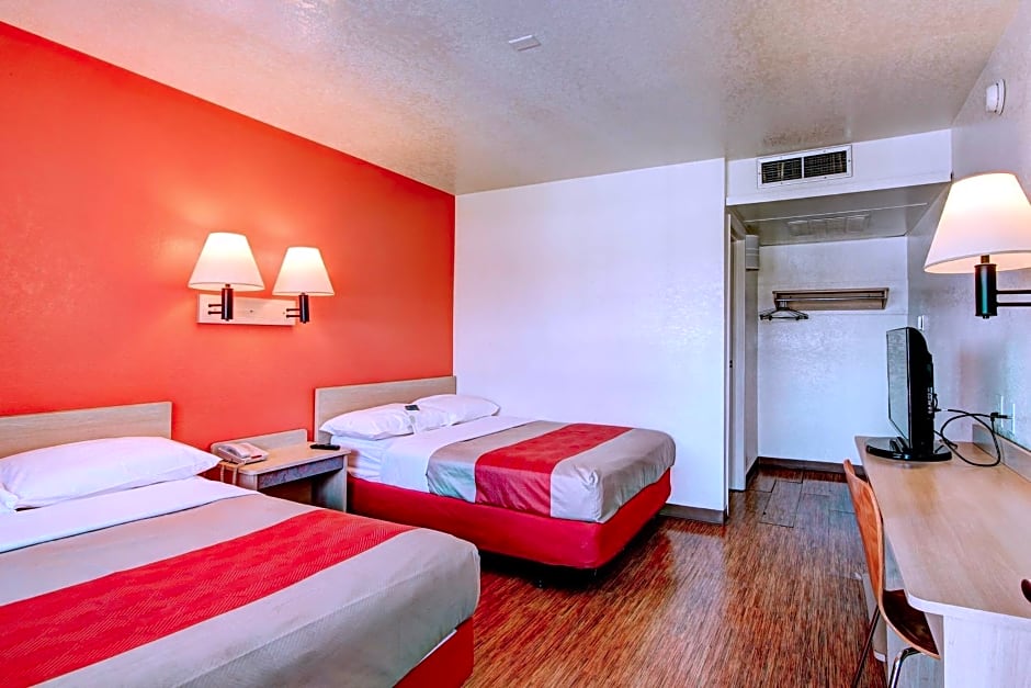 Motel 6-Denver, CO - Airport