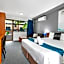 Peninsula Nelson Bay Motel and Serviced Apartments