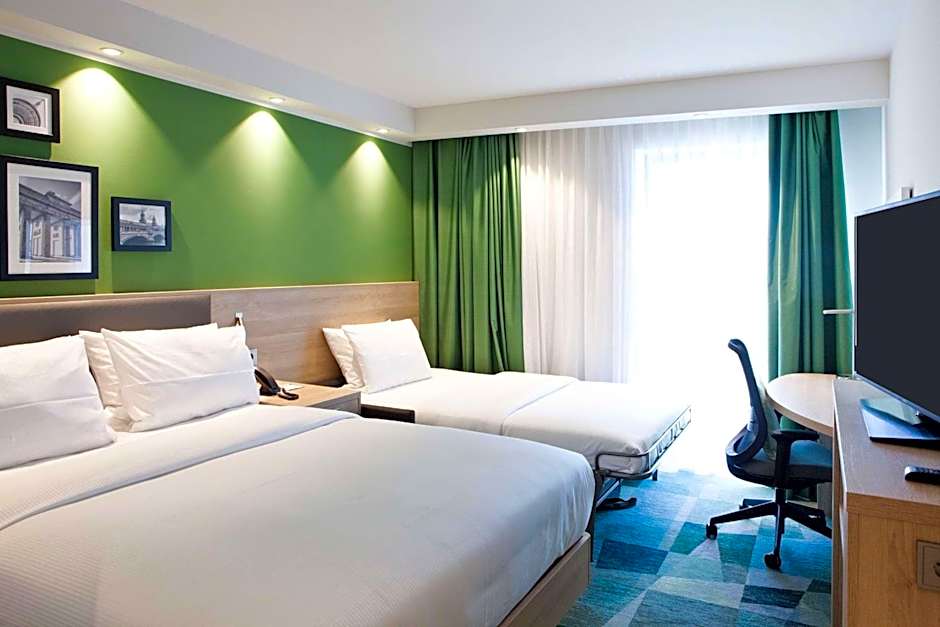 Hampton by Hilton Berlin City East Side Gallery