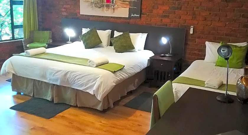 24OnVrey 3 Star Guest House