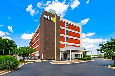 Home2 Suites by Hilton Charlotte Airport