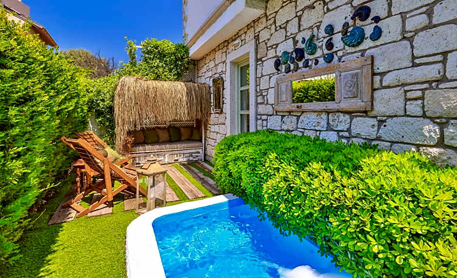 Palas Alacatı - Adult Only