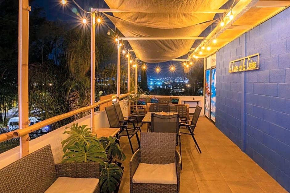 La Créme de la Créme Hostel