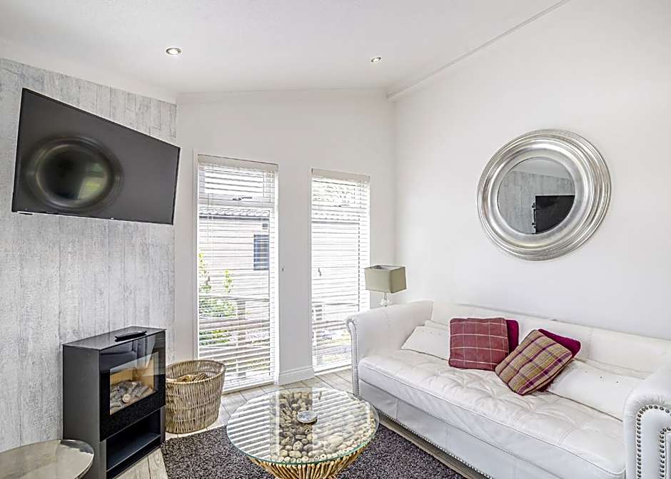 Ladera Retreat Lodges