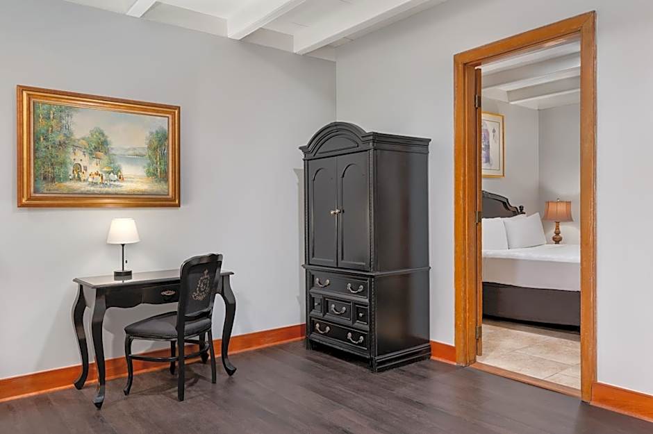 Chateau Hotel