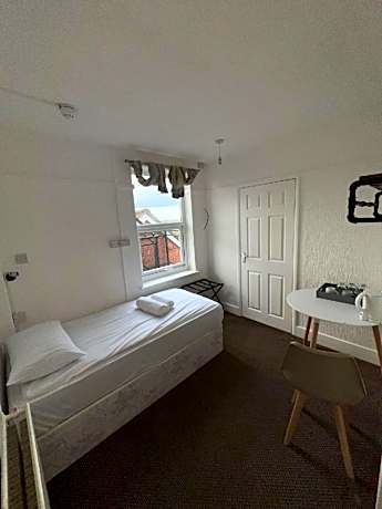 Standard Single Room with Sea View