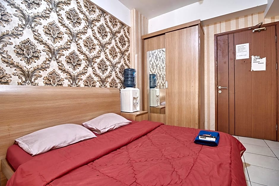 Apartment Green Lake View Ciputat by Celebrity Room