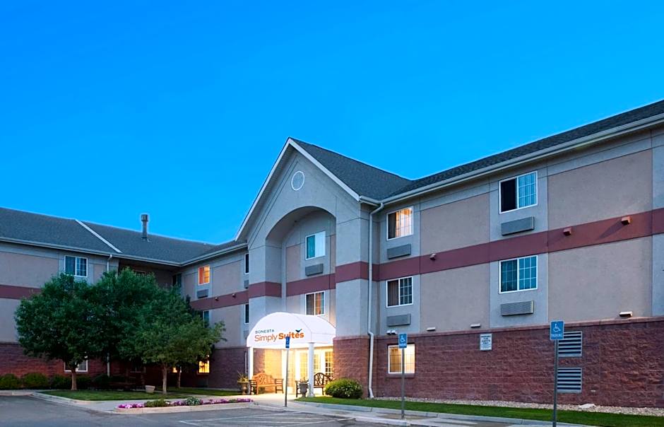 Sonesta Simply Suites Denver West Federal Center