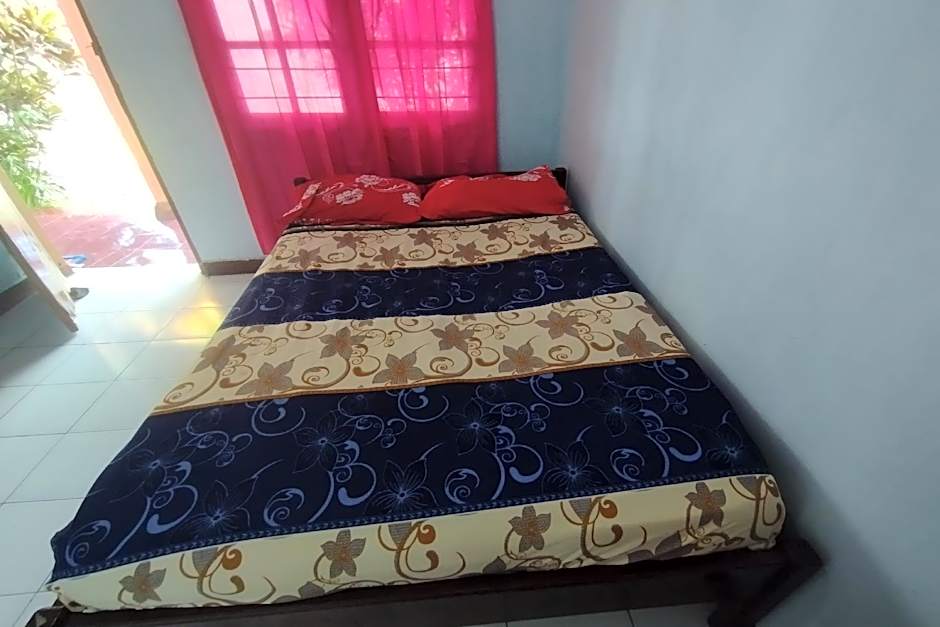 Hotel O Dannis Homestay Near Musholla Al Istiqomah Terawangan
