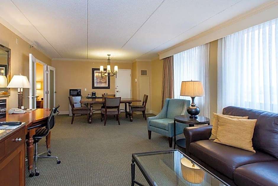 DoubleTree By Hilton Cleveland East Beachwood