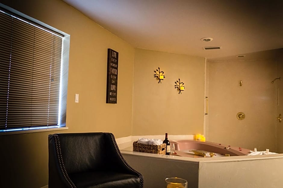 Postmarc Hotel and Spa Suites
