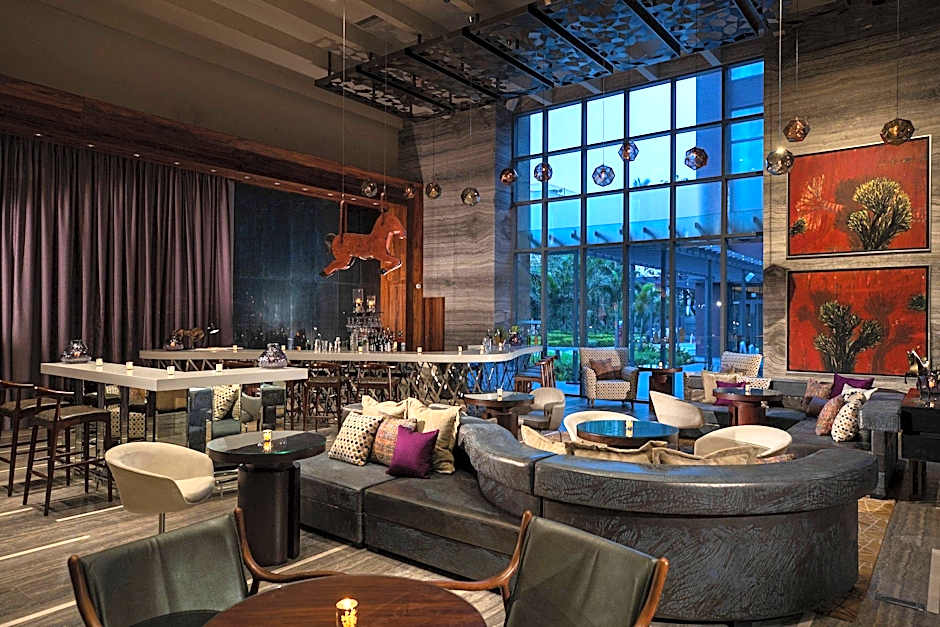 Renaissance by Marriott Bengaluru Race Course Hotel