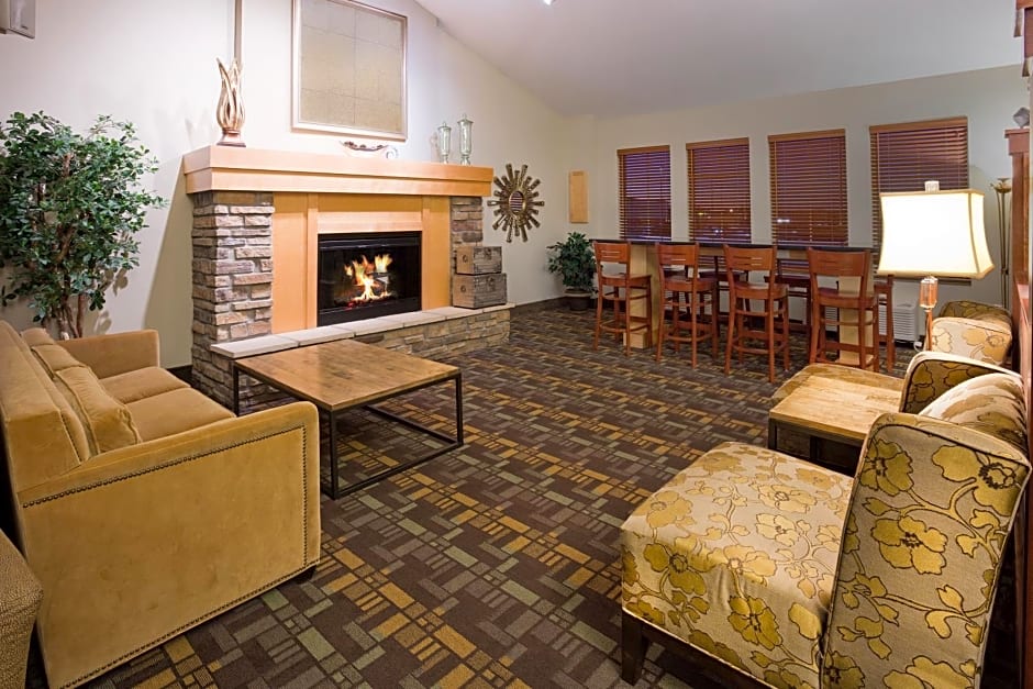 AmericInn by Wyndham Osage