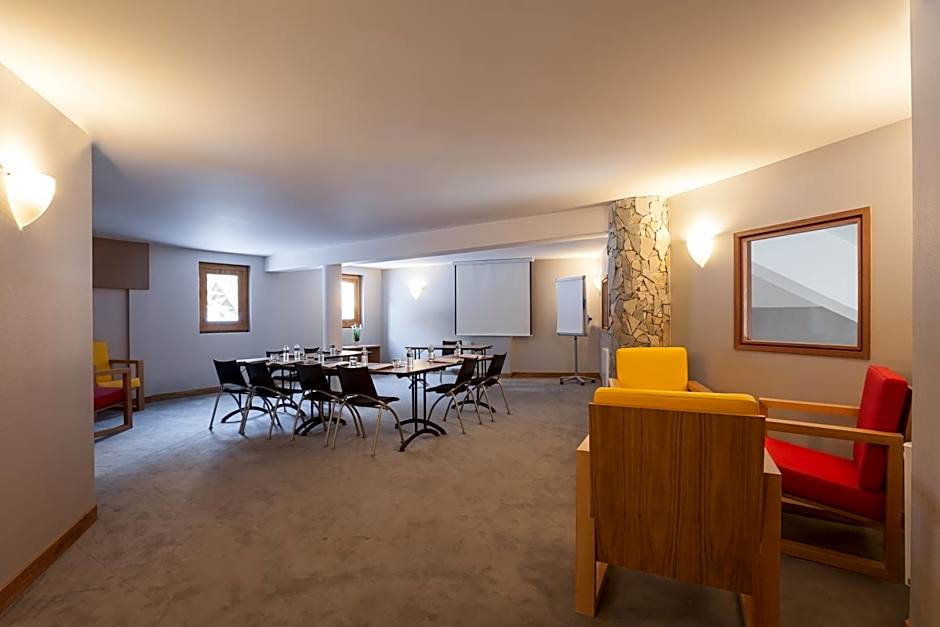 Royal Ours Blanc Boutique Hotel & Spa