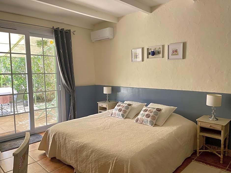 Domaine Au Coeur des Alpilles