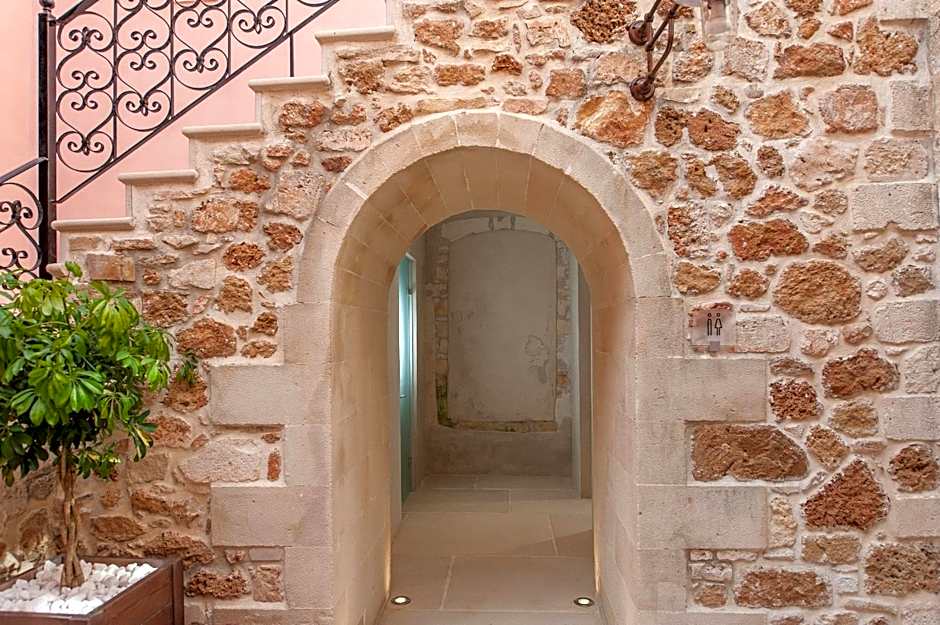 Serenissima Boutique Hotel