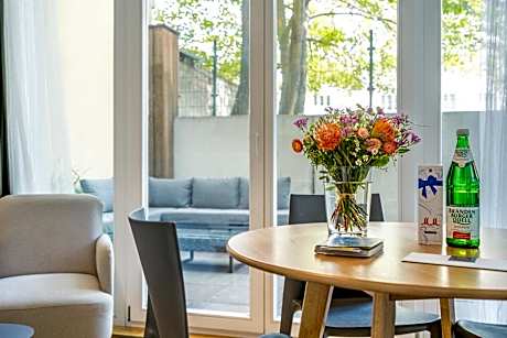 One-Bedroom Apartment with Terrace