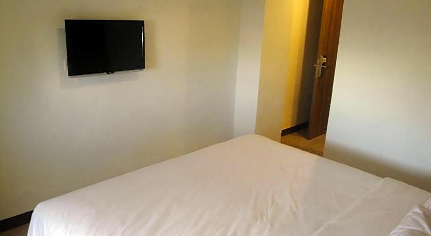 Top Hotel Manado By Gran Puri