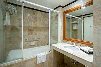 Bumi Senyiur Hotel
