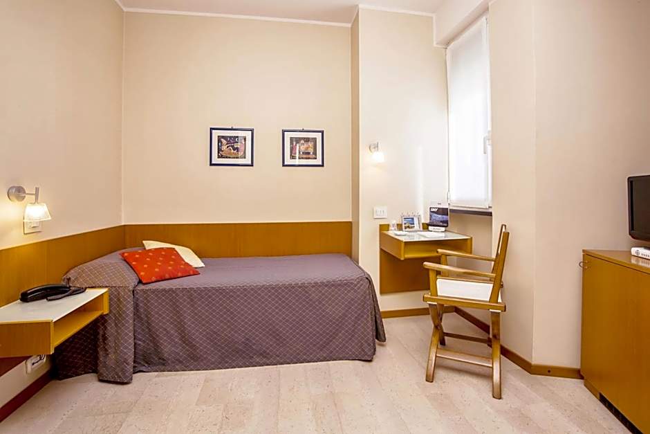 Hotel Tirreno