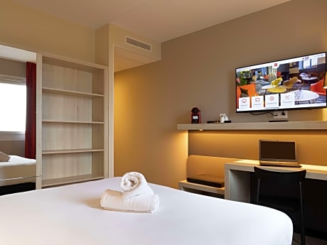 Standard Room - 1 double bed