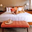 Contenta Inn