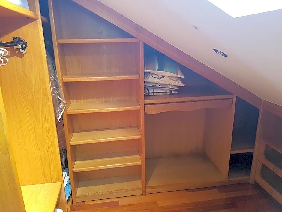 Alojamientos Marte habitacion con baño