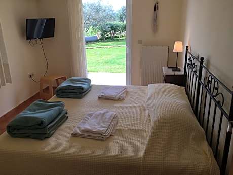 Superior Apartment with Garden View (4 Adults)