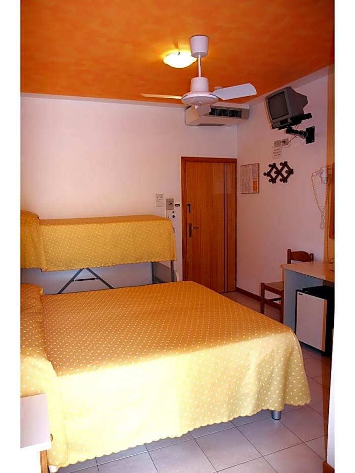 Hotel Paron