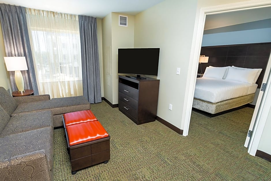 Staybridge Suites - Newark - Fremont