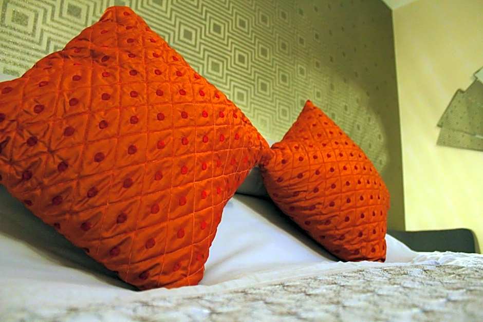 Grimscote Manor Hotel