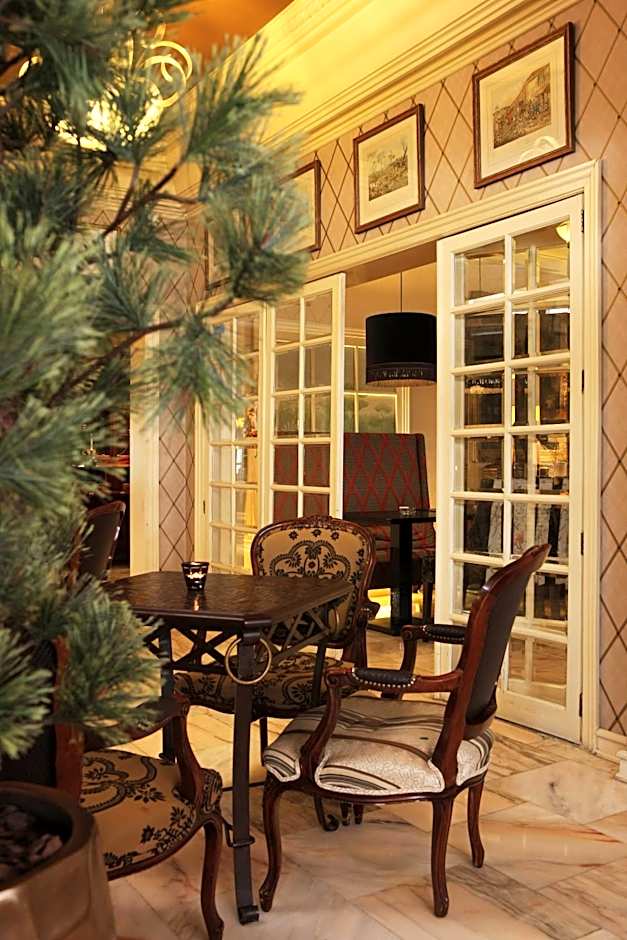 Hotel Lisboa Plaza - Lisbon Heritage Collection