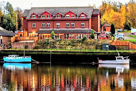 Rivers hotel