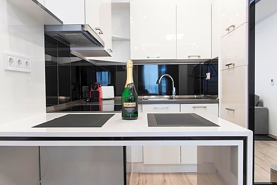 Chill 'N' Joy Boutique suites