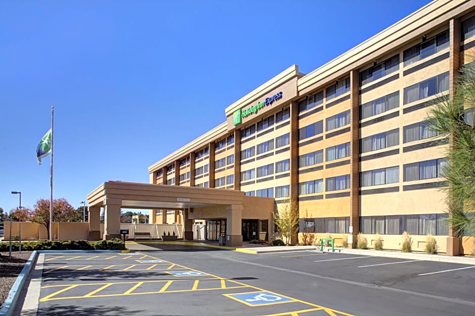 Holiday Inn Express Flagstaff, an IHG Hotel