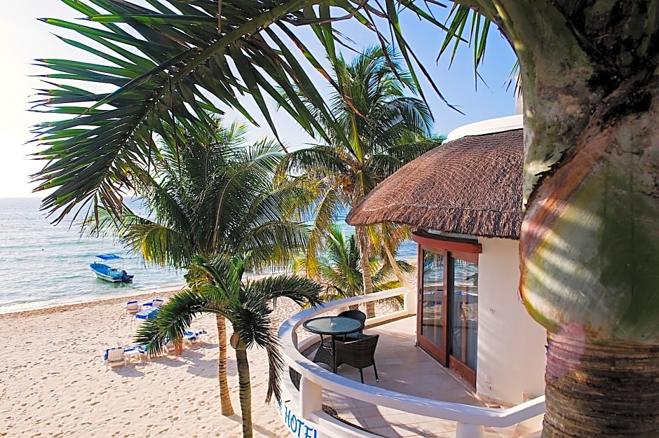 Playa Palms Beach Hotel
